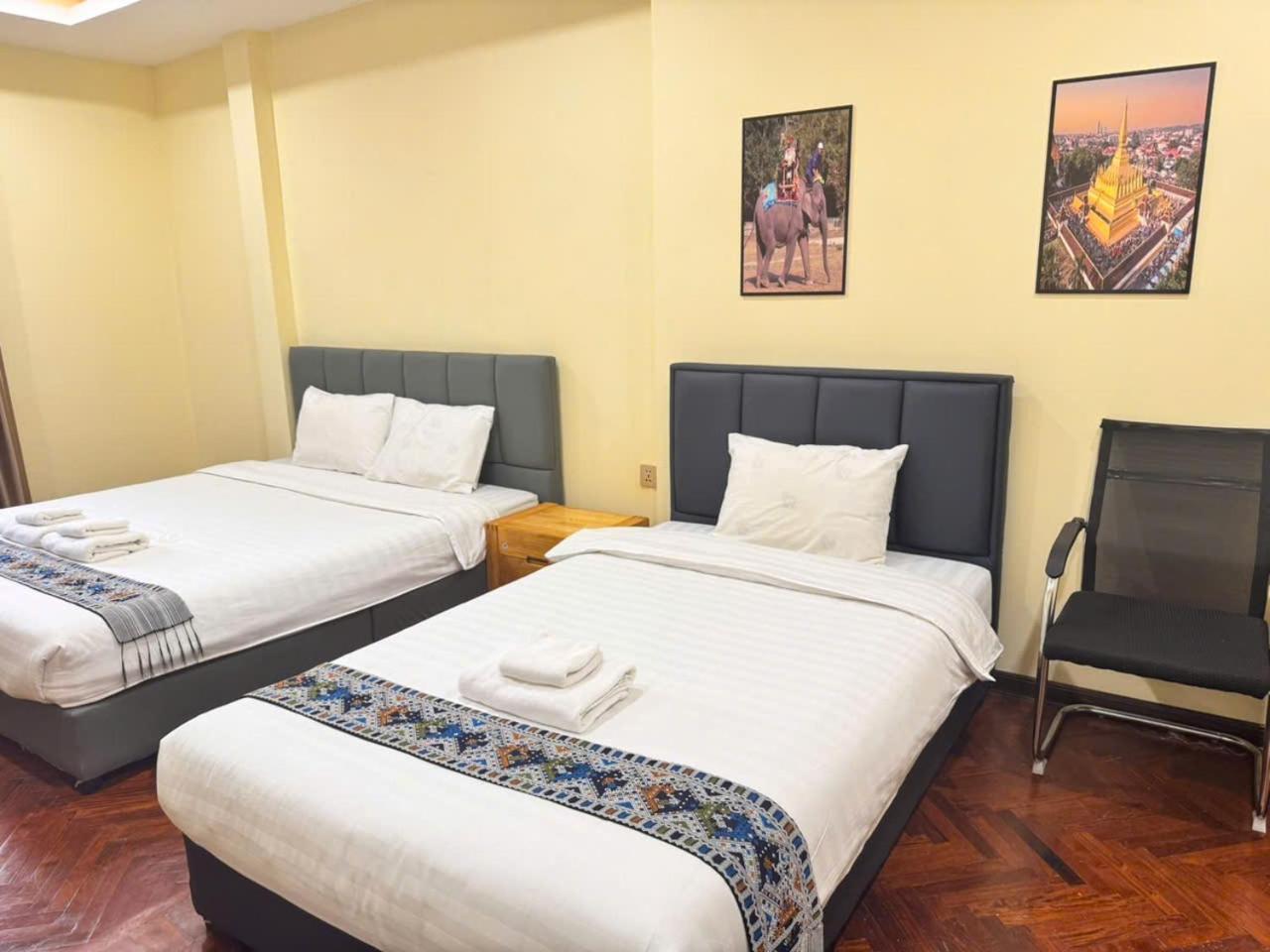Yula Hotel Thatluang Vientiane Buitenkant foto